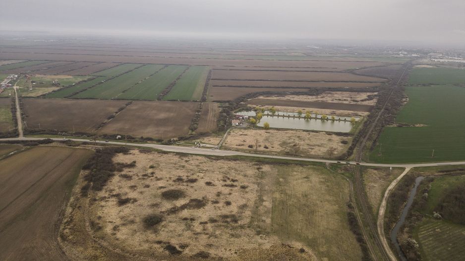 Teren extravilan in Ineu - Poză 14