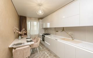 Vânzare, apartament, 2 camere, str. Alba Iulia,  Buiucani - Poză 4