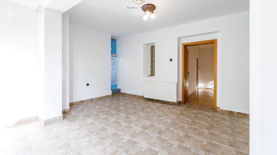 Inchiriat - Spatiu birouri 135 mp | Curte privata, 6 locuri parcare - Poză 7