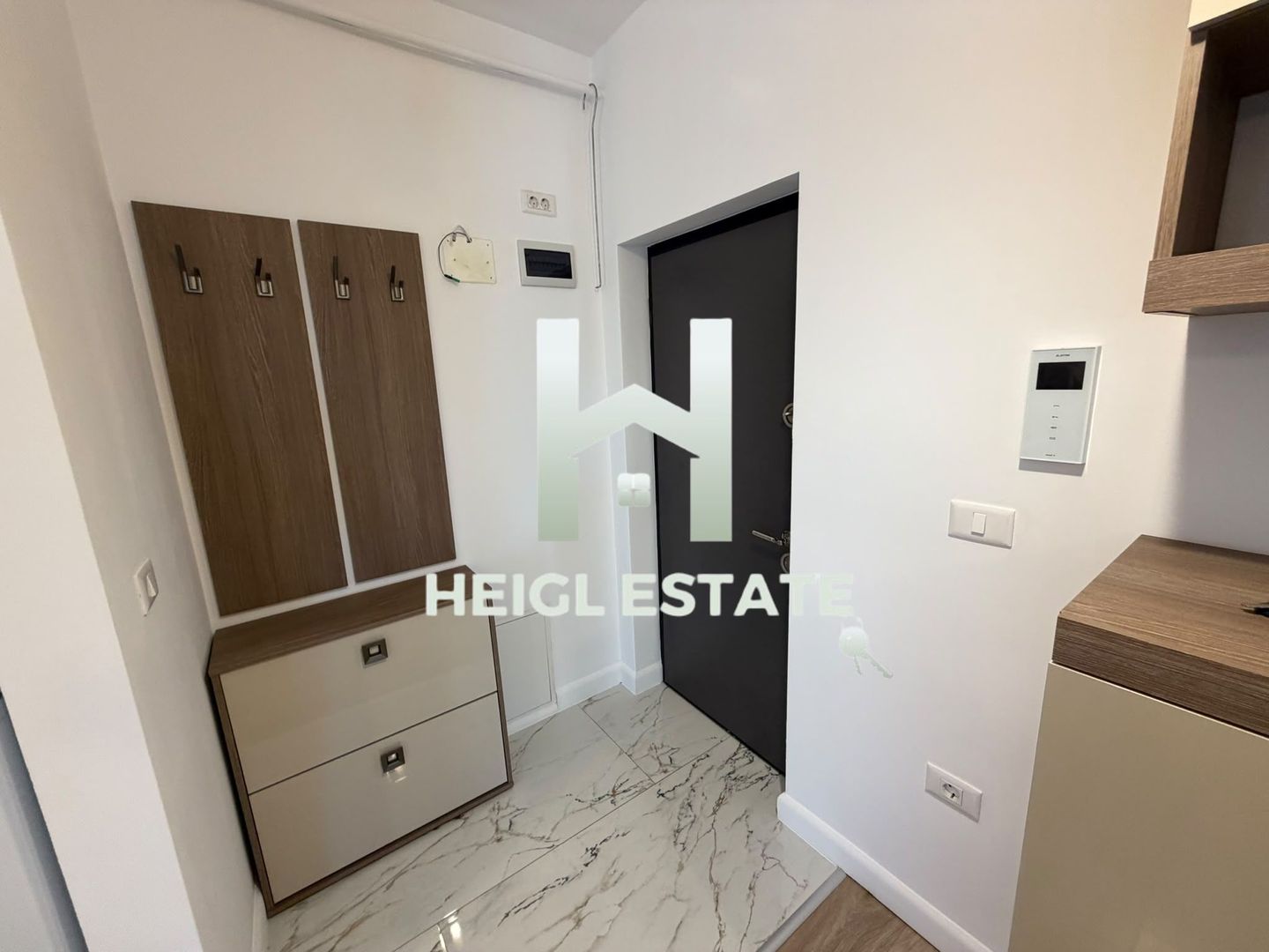 Apartament cu 2 camere modern si luminos - Poză 2