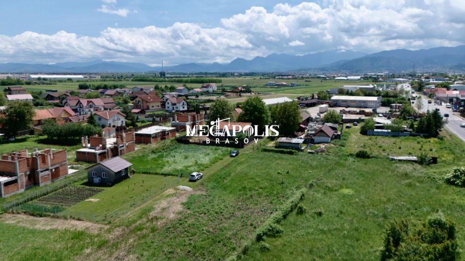 Teren Intravilan | Drum de servitudine | 872 MP - Poză 4