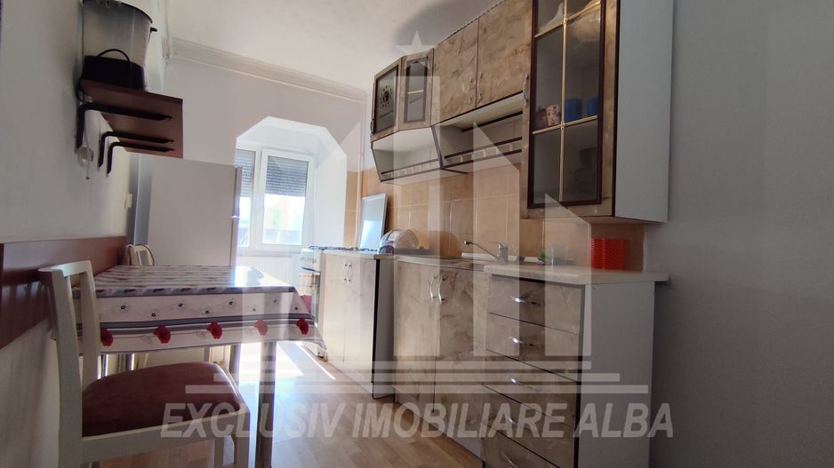 Garsoniera decomandata etaj intermediar - Poză 3