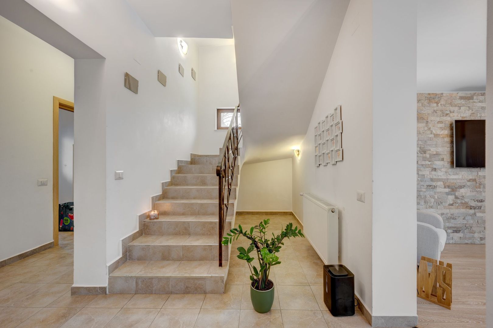 Vila de vanzare in Otopeni-central, zona linistita-Comision 0% - Poză 9