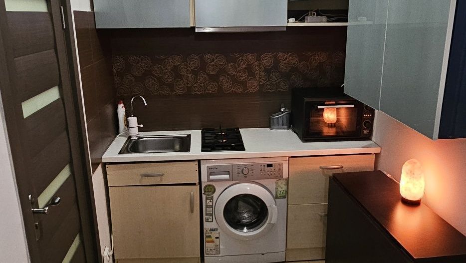 Închiriez garsonieră modernă, Piața Alba Iulia, centrală proprie - Poză 7