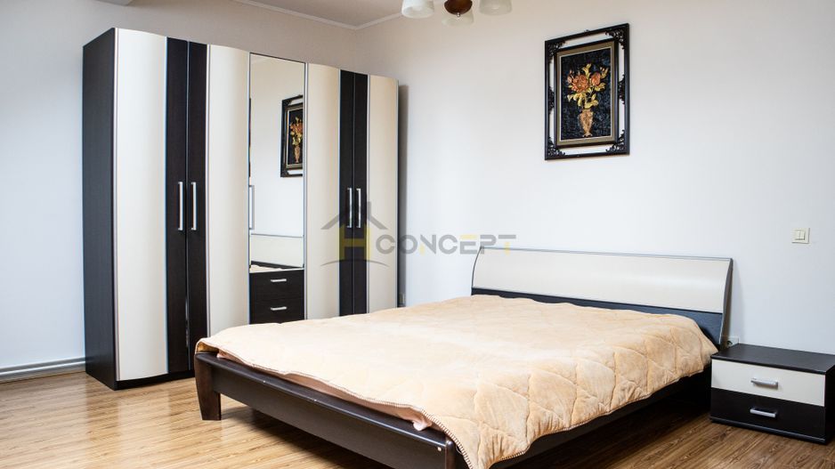Vila spatioasa pt doua familii 10 camere Clinceni Monumentul Eroilor - Poză 25