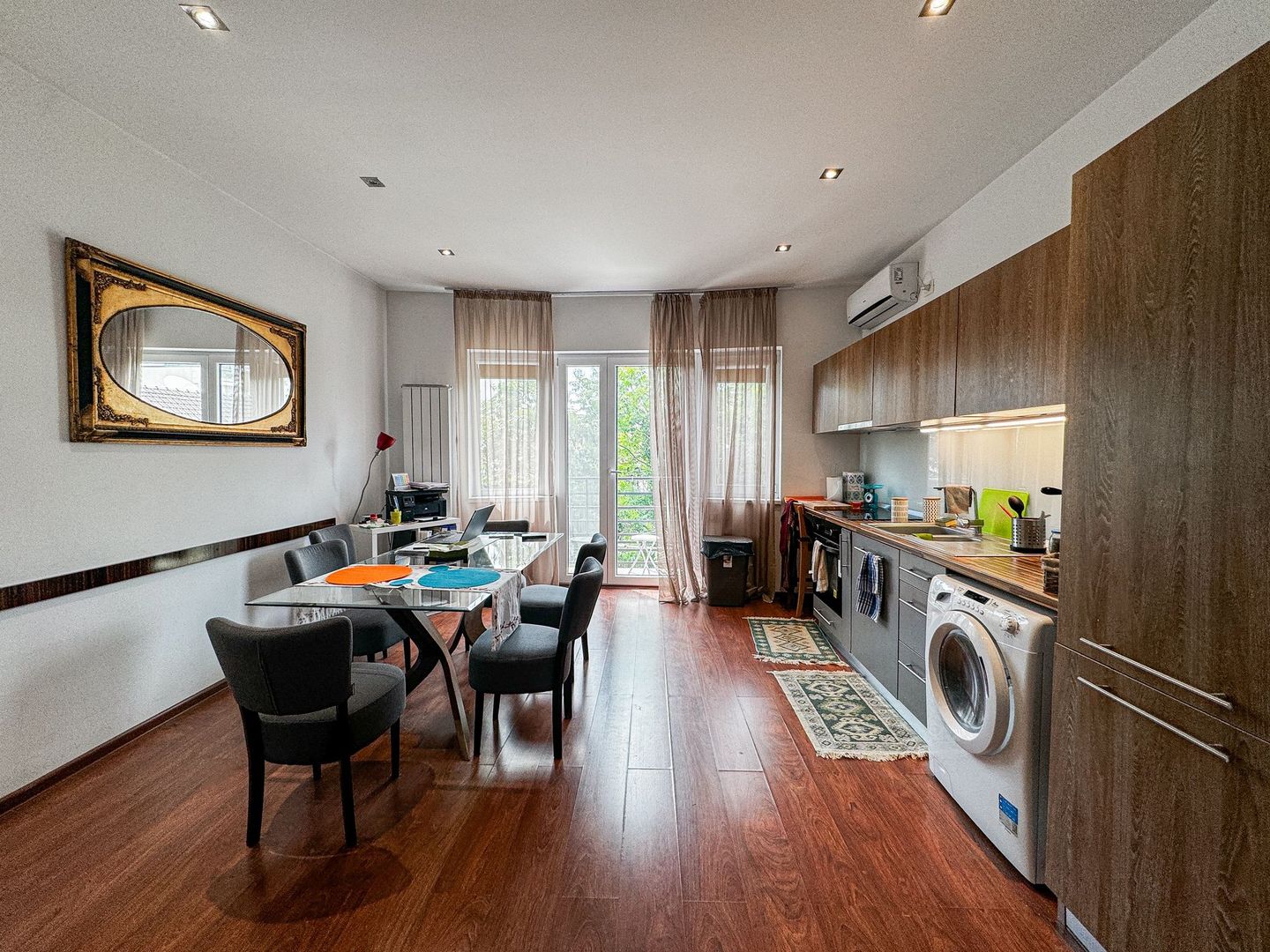 Apartament 3 camere Caderea Bastiliei - Poză 1