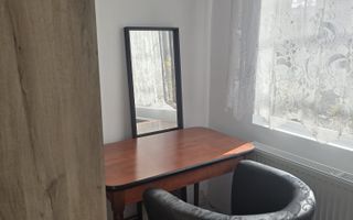 Studio la curte utilat complet cu terasa  zona Lazaret - Poză 7