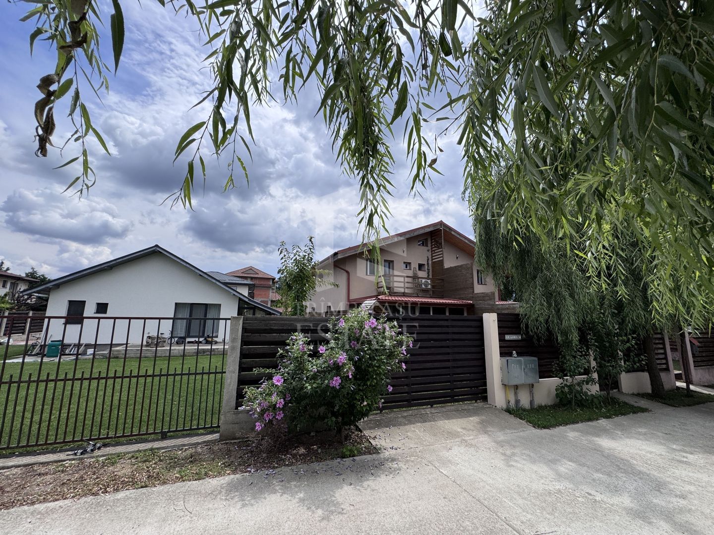 Vila Cernica 4 camere 3 bai,3 terase - Poză 4