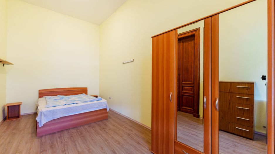 APARTAMENT ULTRACENTRAL CU 2 CAMERE DE ÎNCHIRIAT - Poză 2