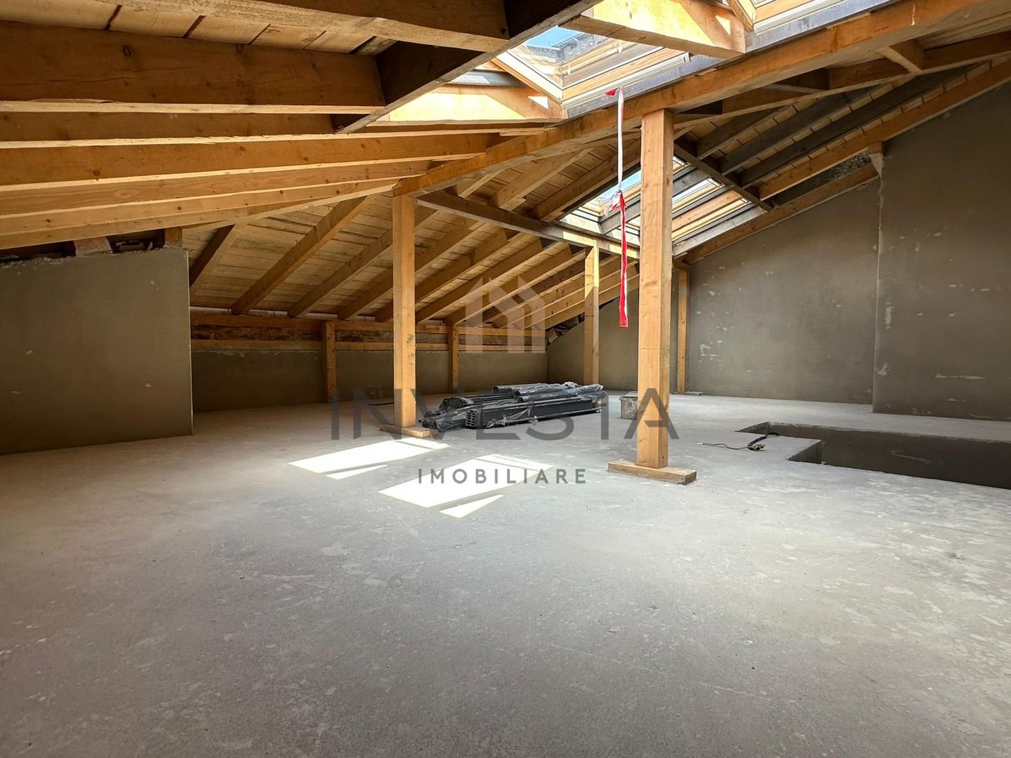 Casa tip duplex, zona strazii Campului! - Poză 6