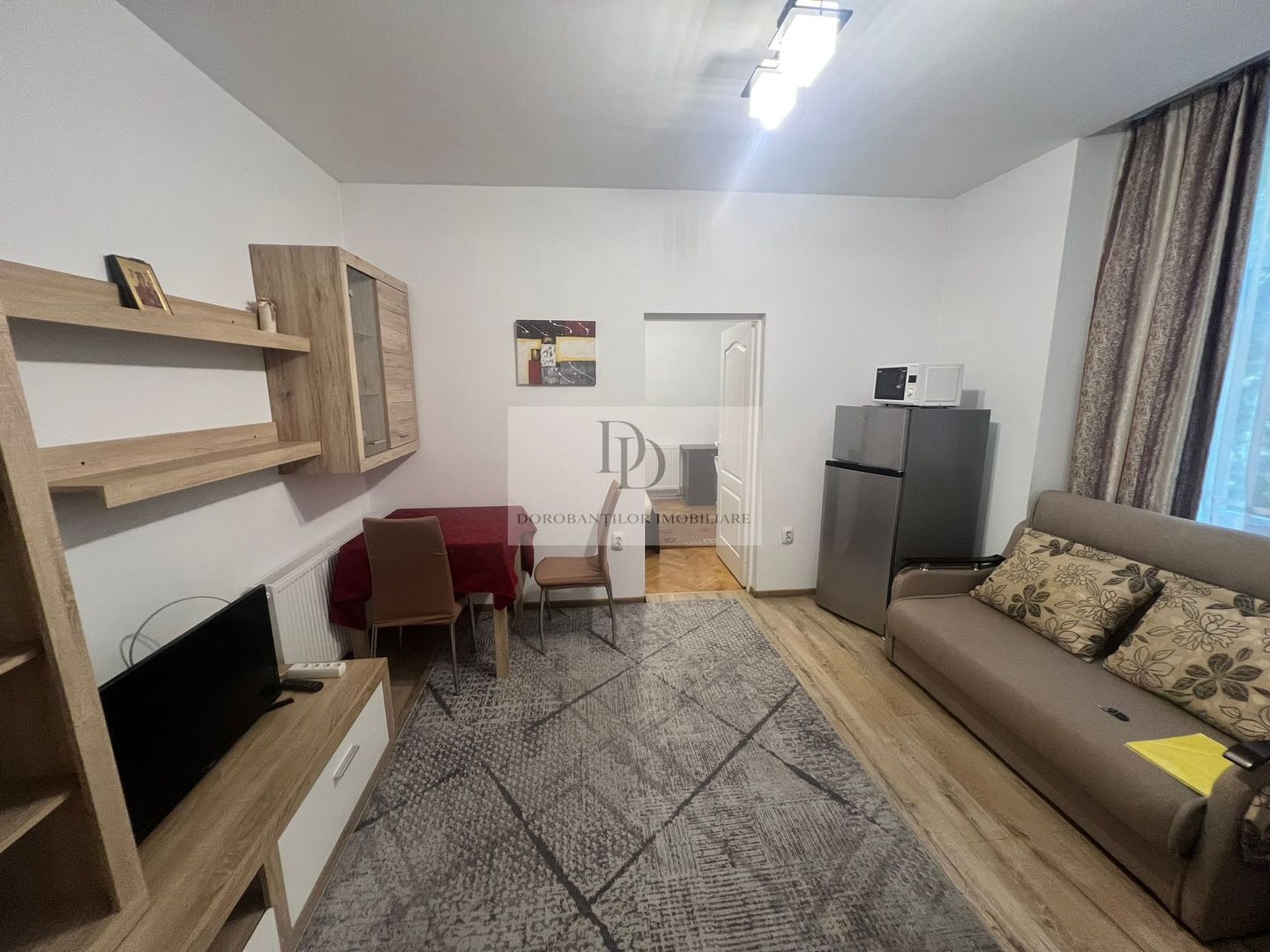 Închiriere Apartament 2 camere | Ultracentral | Gh Sincai | UBB - Poză 2