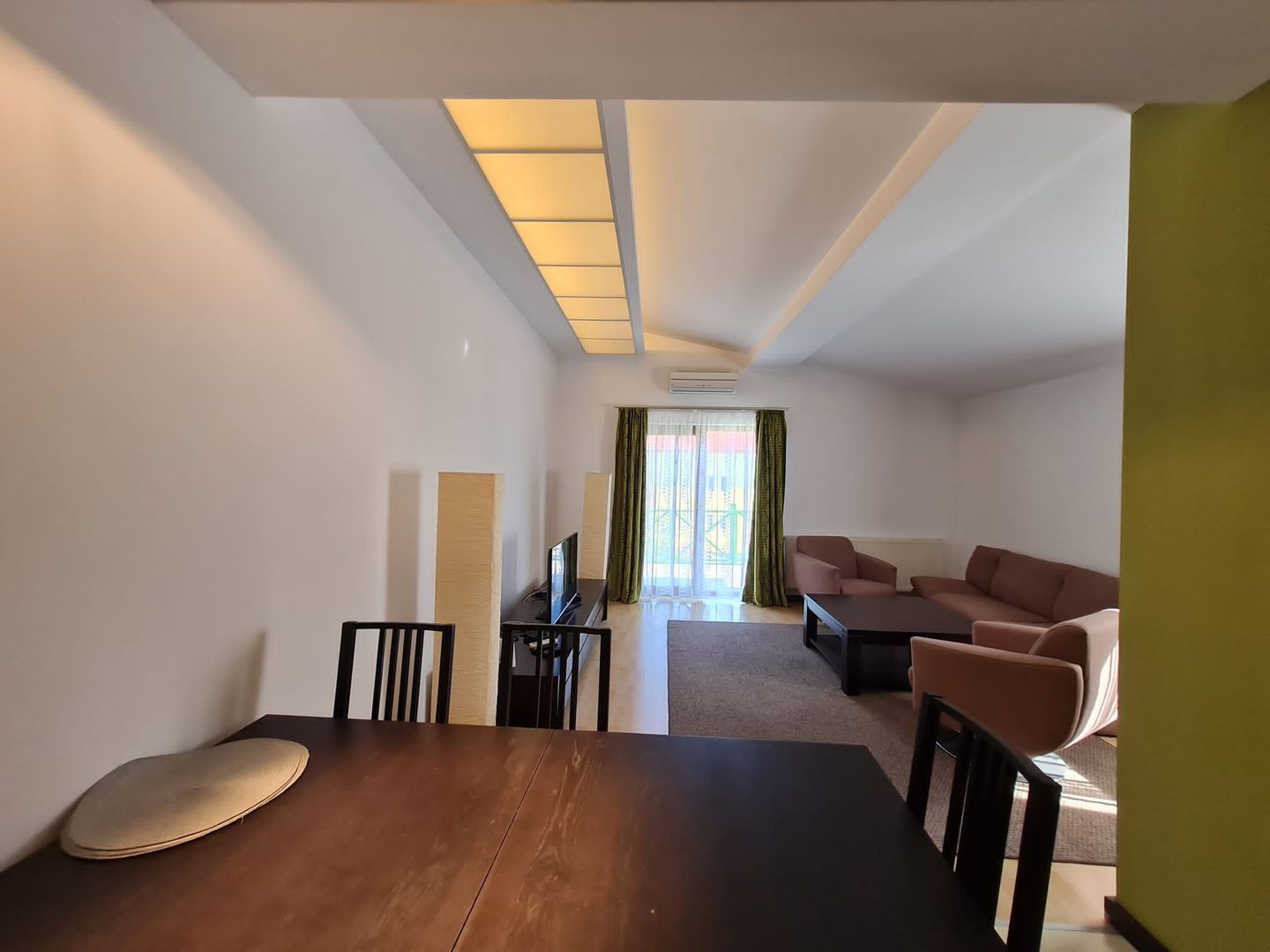 Apartament generos de închiriat zona Lipovei - Poză 14