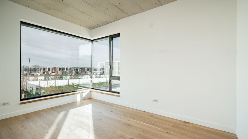 Vila tip UV10 mobilata partial in Amber Forest-prima inchiririere - Poză 15