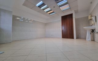 VANZARE SPATIU COMERCIAL | 15 CAMERE | ZONA UNIRII - Poză 38