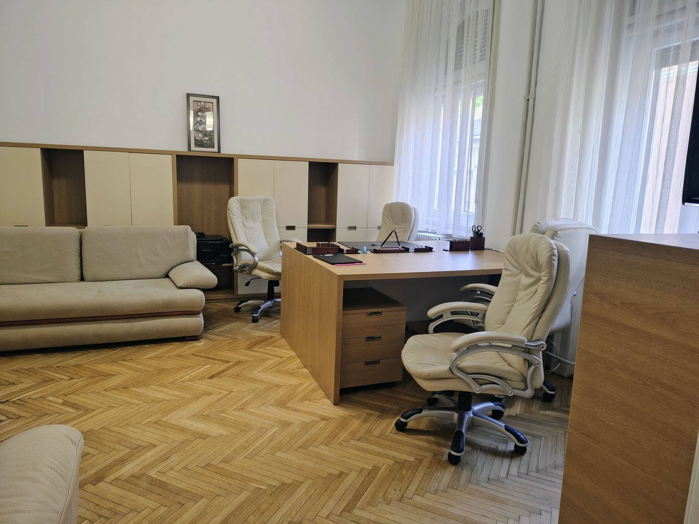 Apartament 2 camere Parc Traian , 400 E neg. Comision 50% - Poză 2