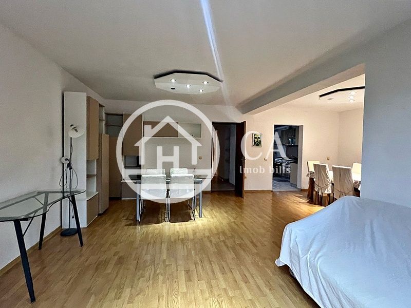 Casă de închiriat cu 4 camere în Cartierul Europa, Oradea - Poză 4