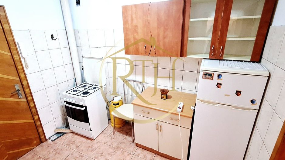 Oferim spre inchiriere apartament cu 1 camera, Bloc izolat, Complex Studentesc - Poză 8