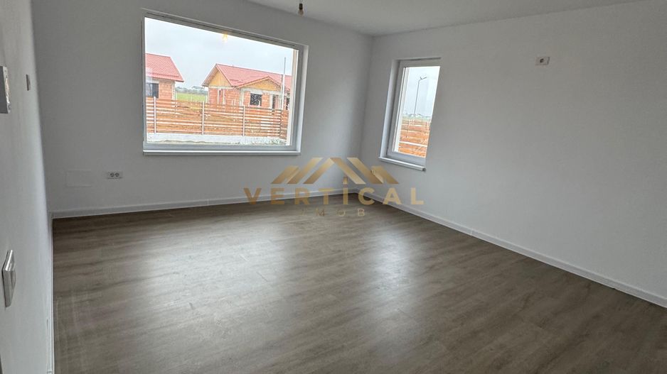 Casa 3 Camere la intrare in comuna Berceni - Poză 9