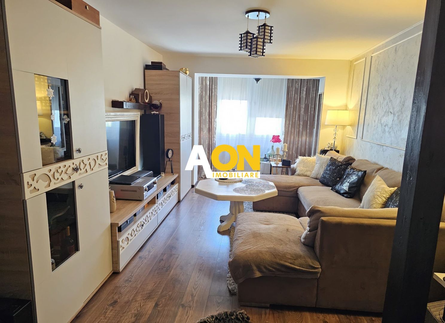 Apartament 3 camere, Cetate, etaj intermediar - Poză 13
