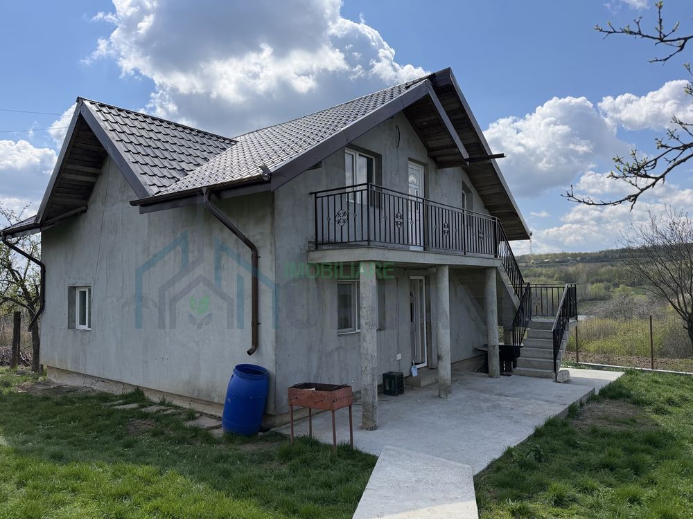 Casă P+M, 145 mp, teren 1640 mp, în zonă liniștită, Grajduri (Cărbunari) - Poză 2