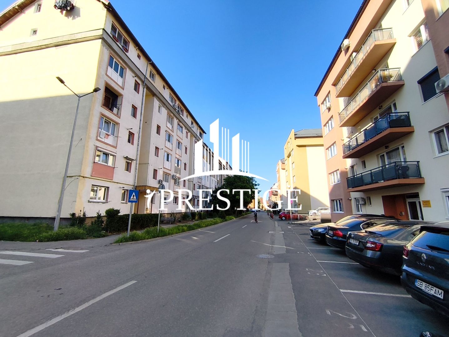 APARTAMENT 2 CAMERE NOU ETAJ 3 MOBILAT UTILAT PARCARE LIFT TEREZIAN - Poză 3