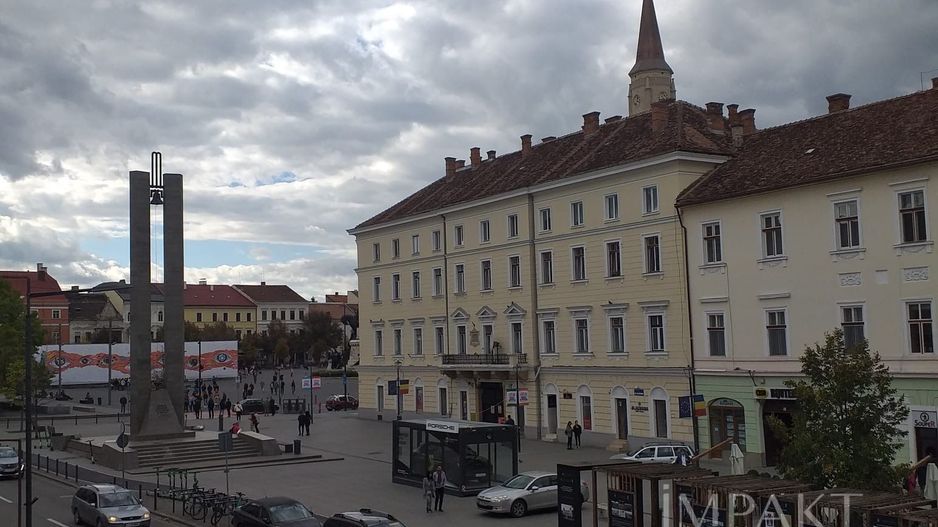 Apartament 3 camere, primitor, situat pe Bulevardul Eroilor!!! - Poză 6