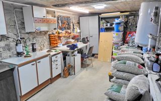 Casa de vacanta / Pensiune de vânzare la 12km de Sibiu - Poză 13