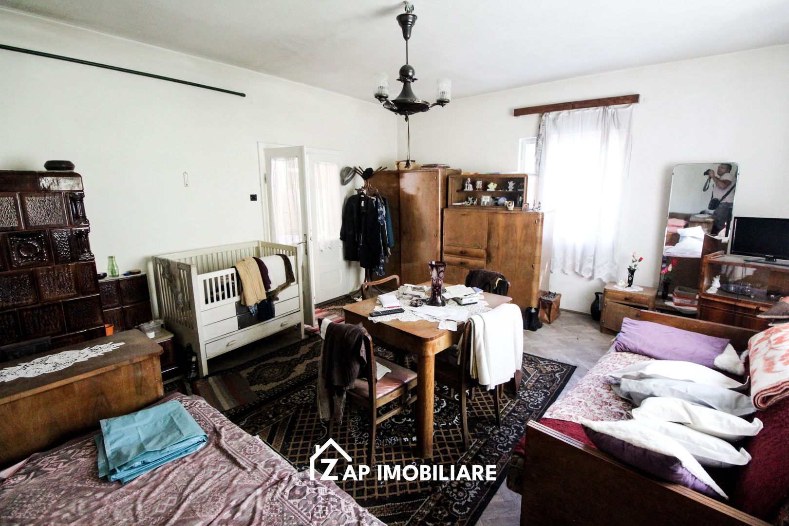 Cartierul 7 Noiembrie - Casă P+E Solidă - Singu - Poză 6