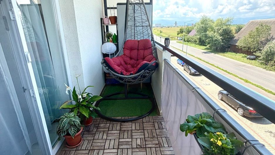 Apartament premium 3 camere etaj 2 cu lift si terasa Calea Surii Mici - Poză 10