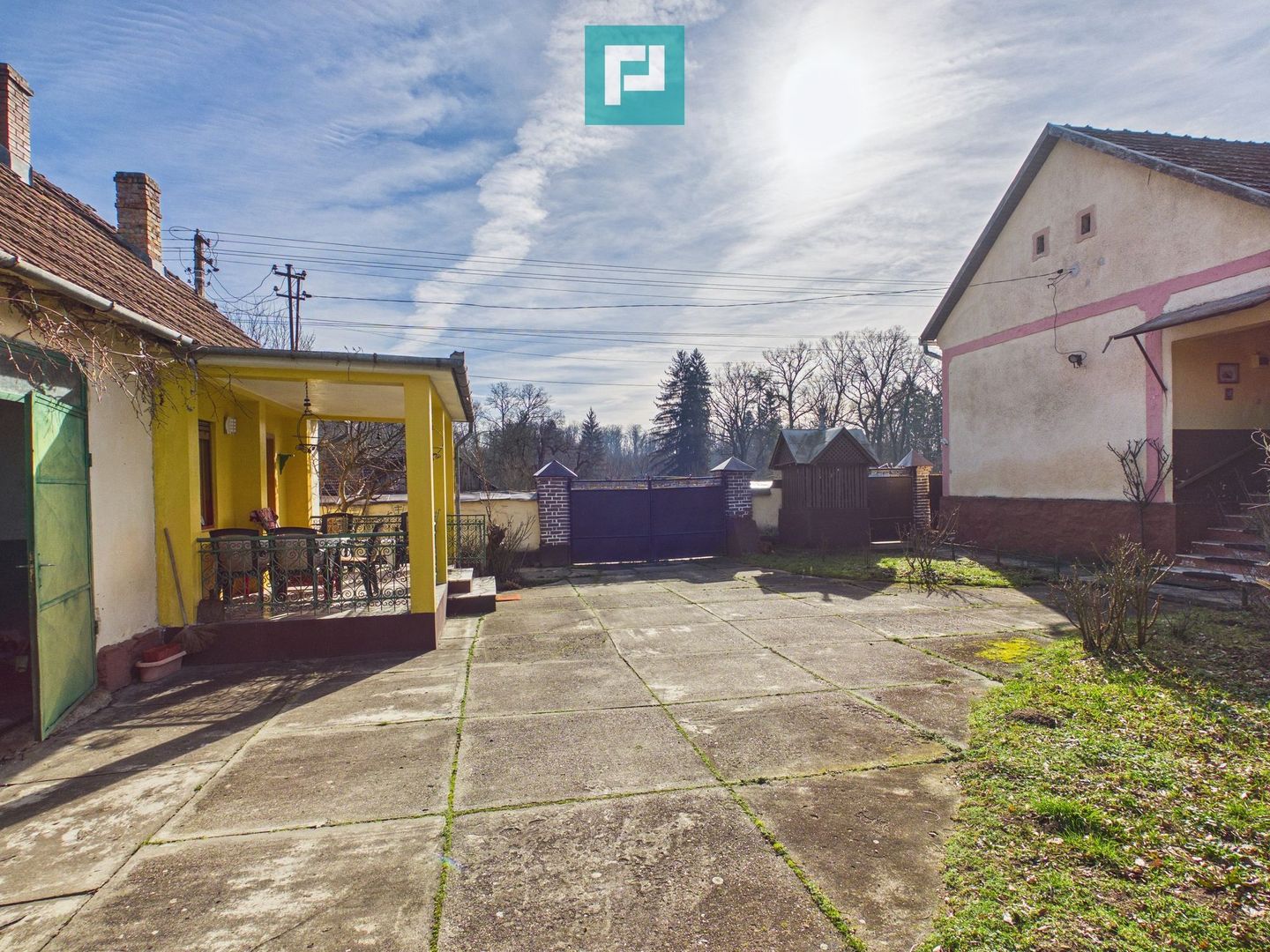 Casa din caramida si teren 1316 mp - Savarsin - Poză 1