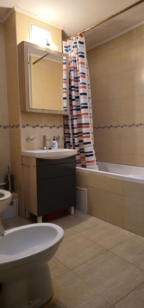 De închiriat apartament cu 2 camere, etajul 1 - Zona Nae Leonard - Poză 6