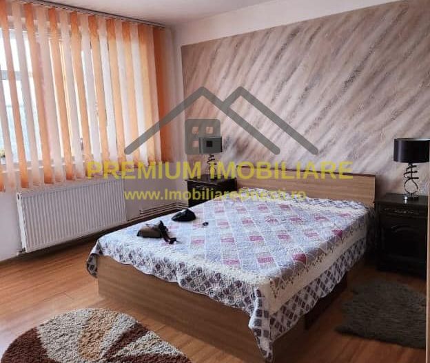 Garsoniera Confort - Zona centrala - Poză 1