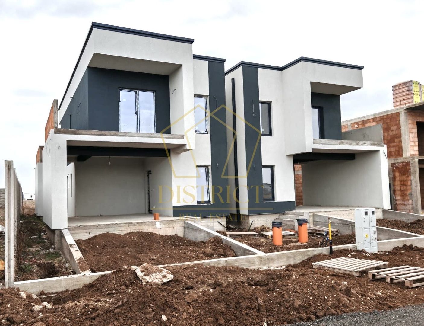 Duplex cu 4 camere despartit prin camera tehnica I Comision 0% I Giarmata Mare - Poză 2