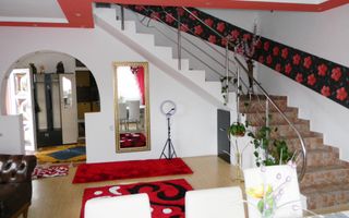 Casa mobilata in Centrul Mun. Sacele - Poză 4