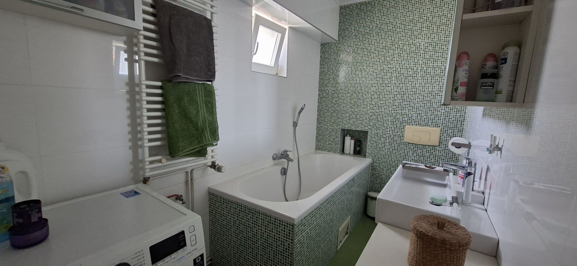 Apartament cu 4 camere si scara interioara - zona Judeatan - Poză 22