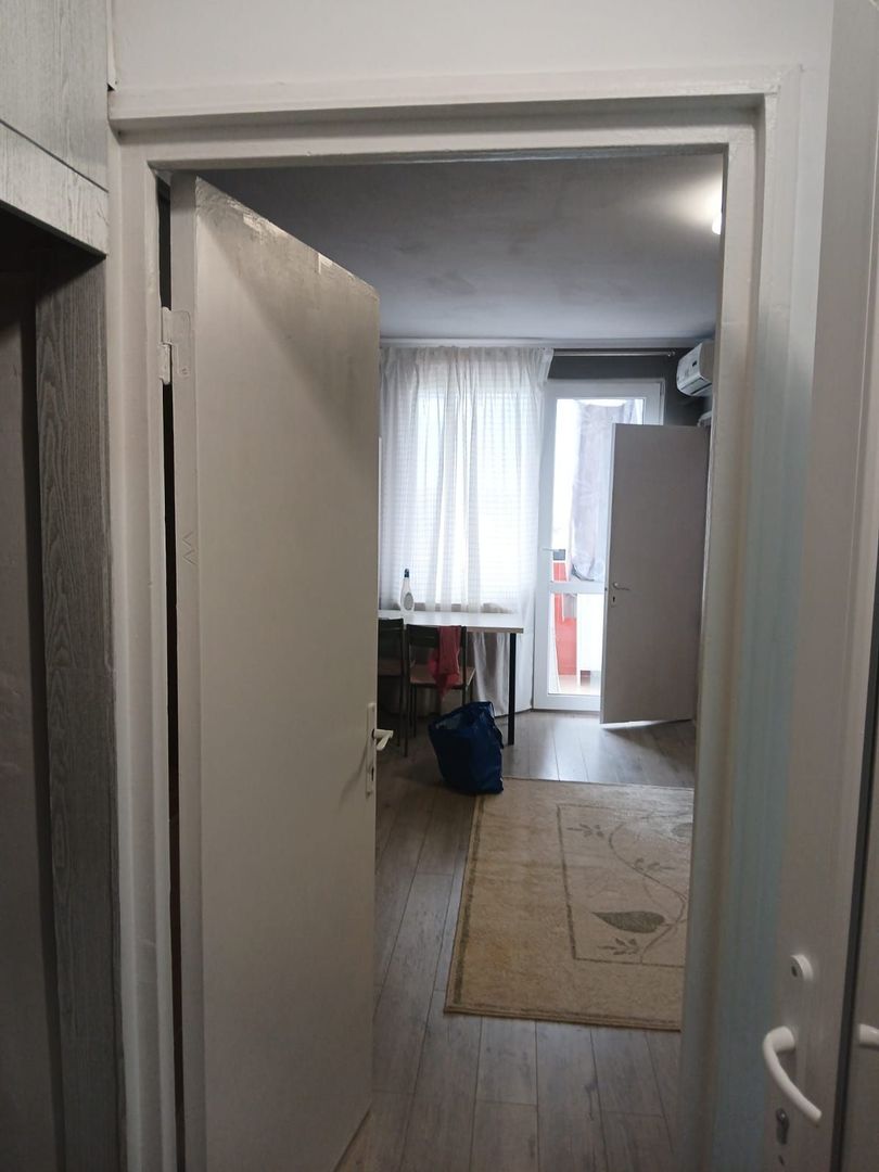Garsonieră renovată, moderna, lângă metrou Costin Georgian, balcon - Poză 11