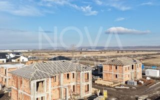 Casa tip duplex 5 camere, 215 mp gradina - Sura Mica - Poză 3