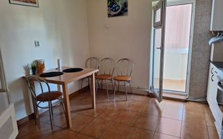 Zorilor, apartament luminos, 2 camere și balcon închis, parcare. - Poză 1