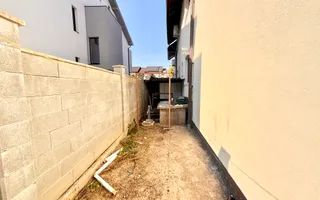 1/2 Duplex - Giroc - zona Planetelor - 4 camere | Poarta electrica - Poză 22