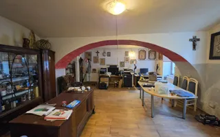Imobil cu potențial deosebit – Zona Centrală Arad - Poză 18