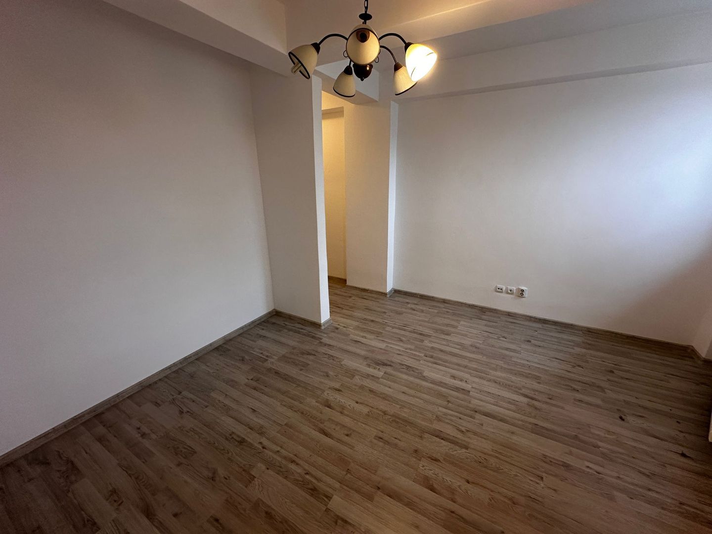 3 Camere Parcare Inclusa Rezervelor Comuna Chiajna Rosu Militari - Poză 18