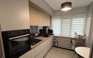 3 camere decomandat - Etaj Intermediar - 72mp-  Zona Alexandru Cel Bun/ Minerva - Poză 2