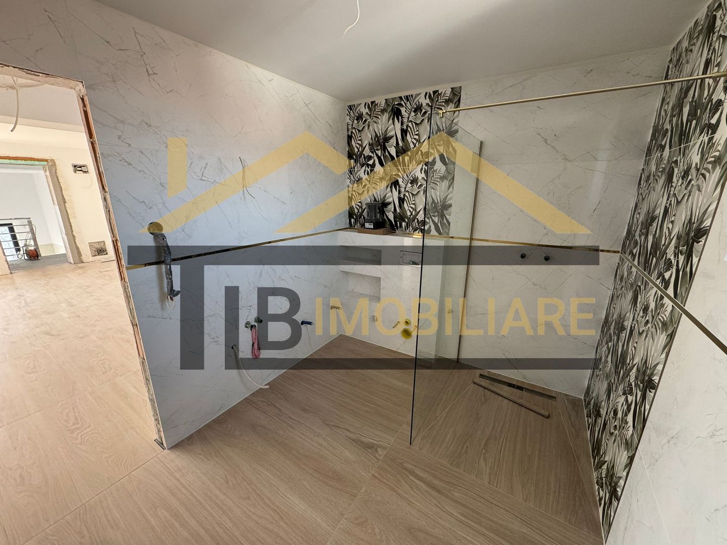 Apartament cu 3 camere, 107 mp, parcare, Zona Bulevardul Cetatii - Poză 8