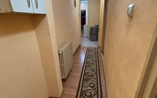 Apartament cu 3 camere de vanzare în Cugir - Poză 7