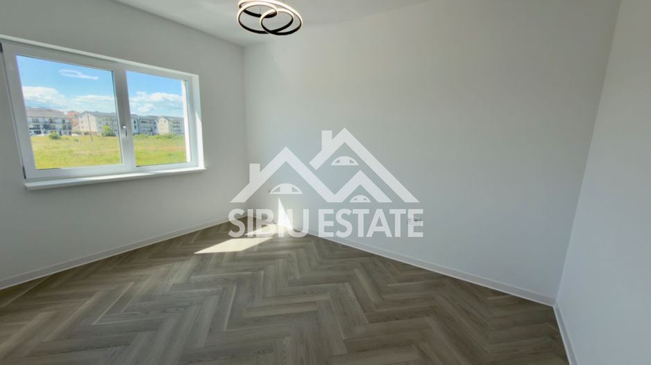 Apartament cu 3 camere,boxa depozit, Finisat La Cheie te muti imediat - Poză 3