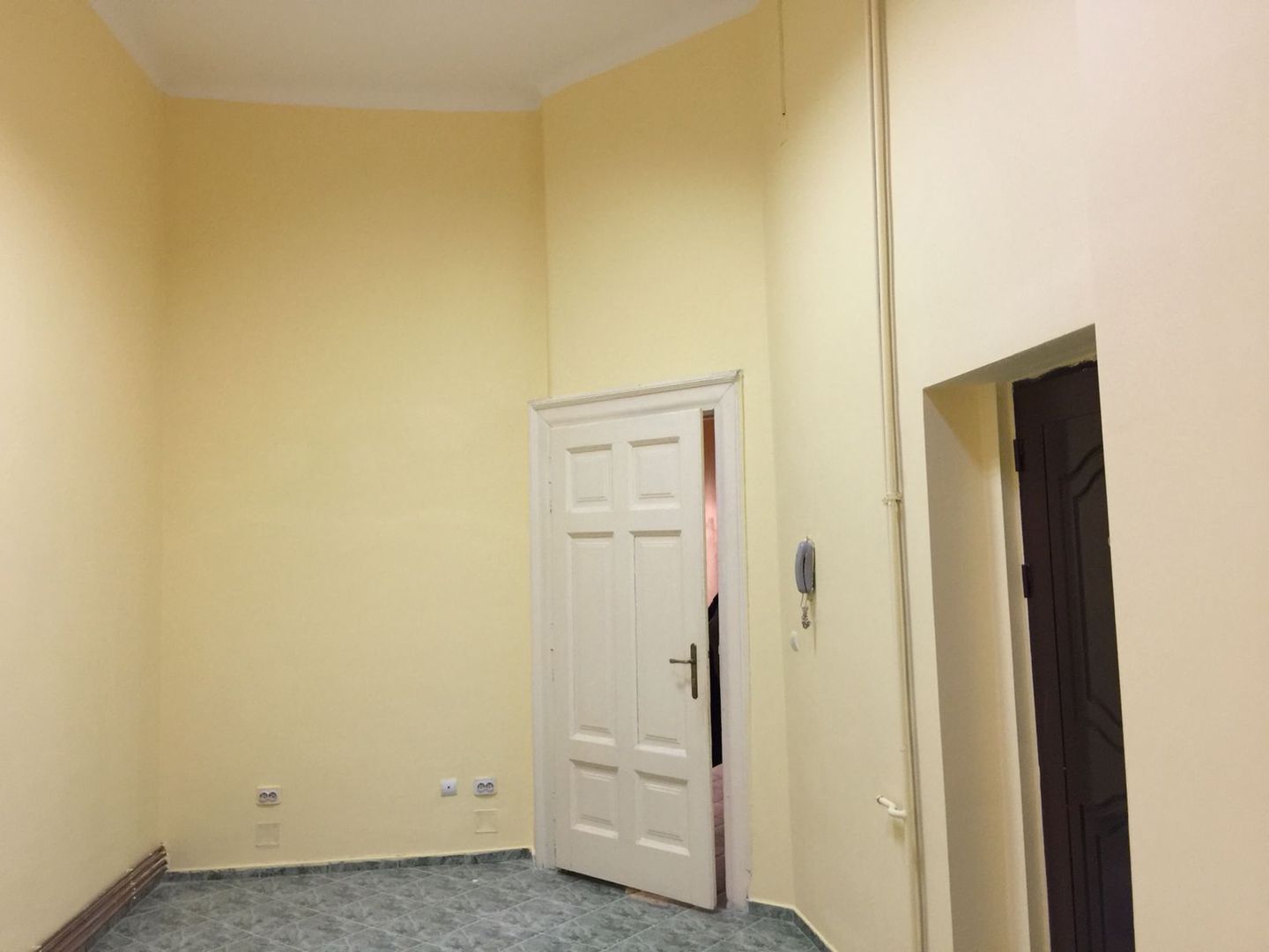 Spatiu birouri ultracentral-zona pietonala - Poză 15