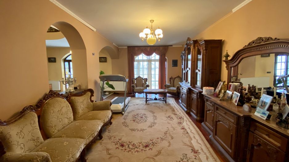 Casă cu teren generos de vânzare în Bod, la 10 minute de Brașov | 1.103 mp teren - Poză 8