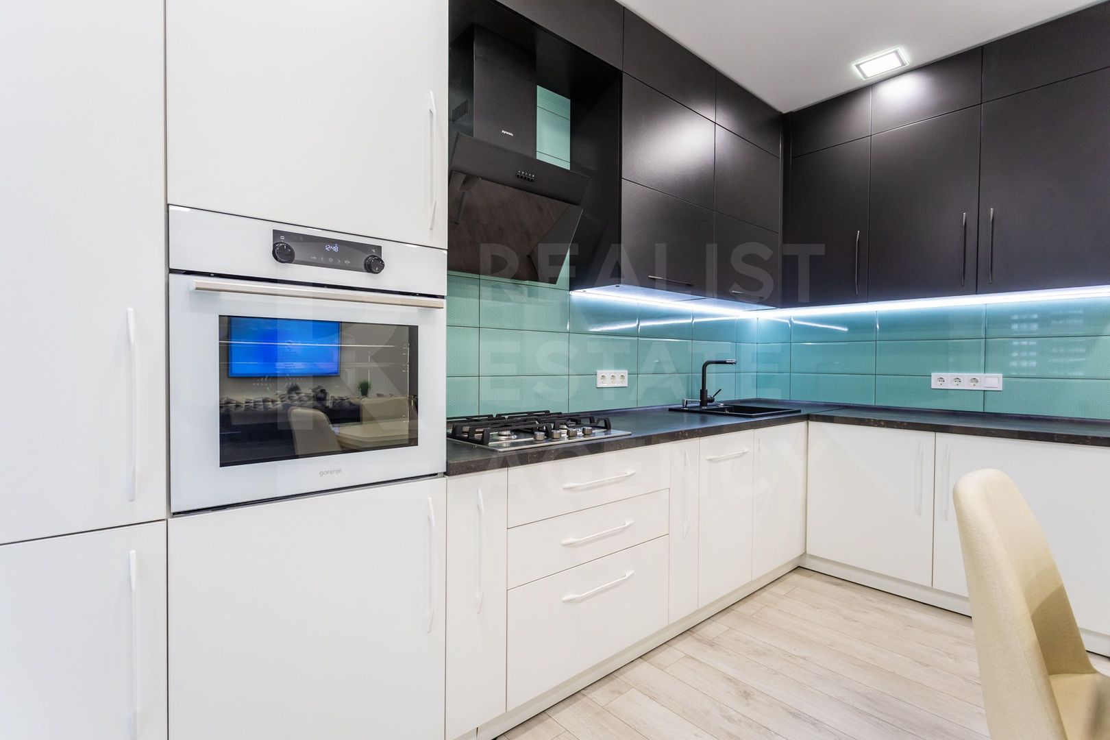 Vânzare, apartament, 3 camere str. Mihail Sadoveanu, Ciocana - Poză 7