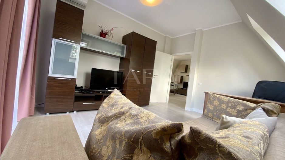 Oportunitate excelentă! Apartament in vilă, 5 camere. - Poză 19