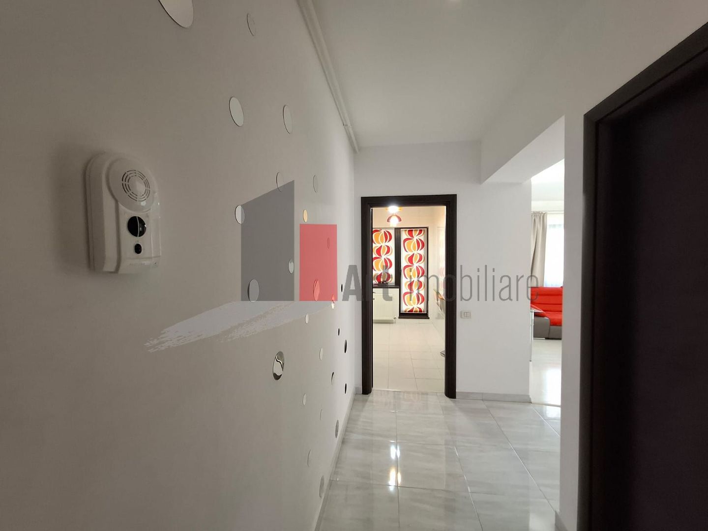 Apartament in Piata Unirii, bloc 2015,  CENTRALA PROPRIE, URGENT - Poză 11